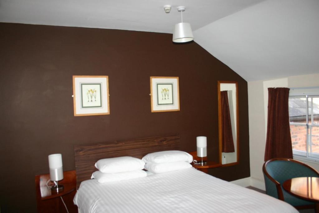 The Vaults Hotel Shrewsbury Room photo